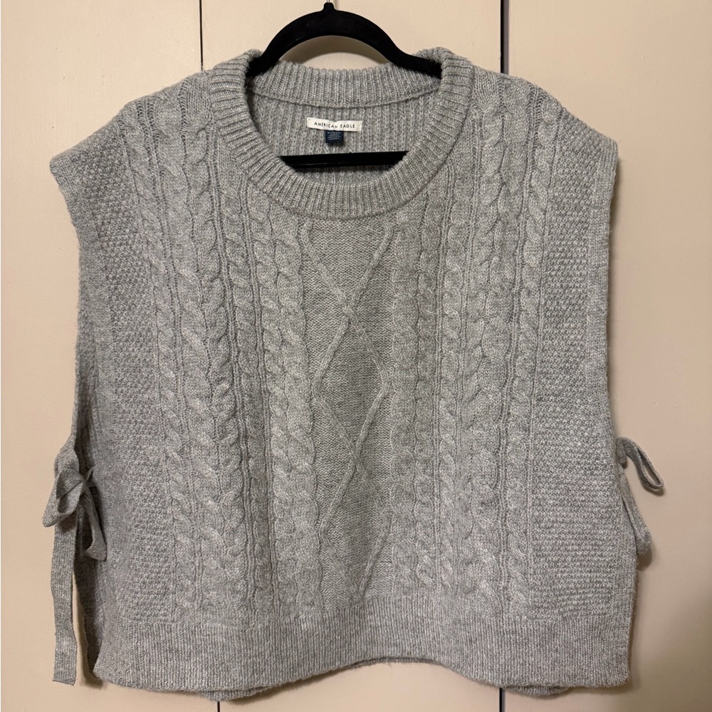 American Eagle Gray Cable Knit Sweater Vest